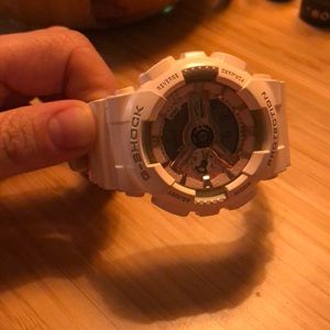 G shock baby pink colored watch